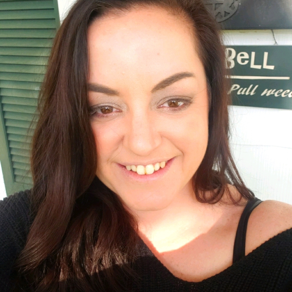 Meet your Posher, Monica